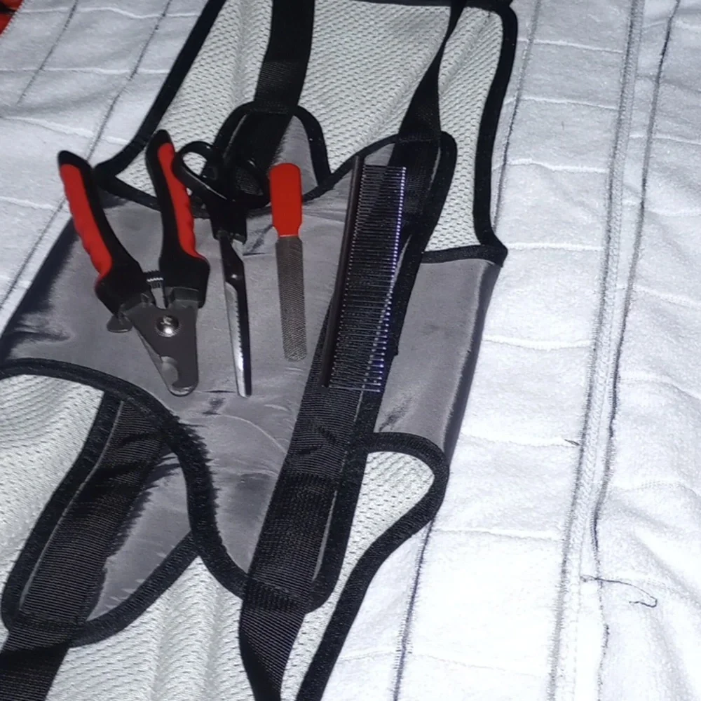 Dog Grooming Hammock with O rings and grooming supplies. New!!